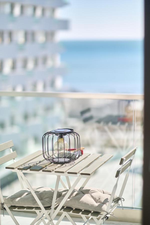 Studio Cornelia Seaview Spa&Pool In Infinity Beach Resort Mamaia Exterior photo
