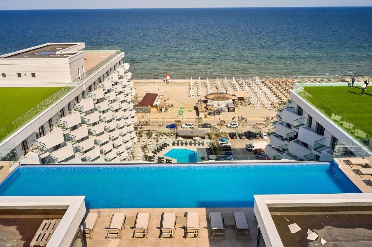 Studio Cornelia Seaview Spa&Pool In Infinity Beach Resort Mamaia Exterior photo